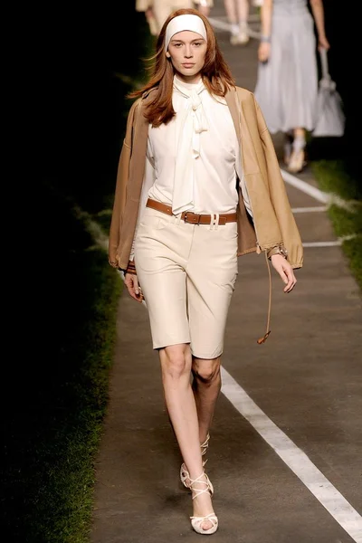 Look 37